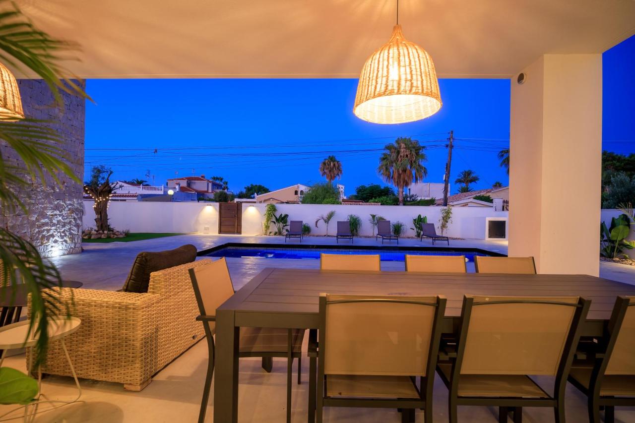 VILLA MI LUNA, Torrevieja – Updated 2022 Prices