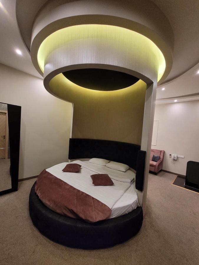 Hotel Roma & Tours photo