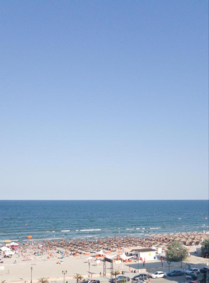 Beach: Sunna Apartments - Navodari Sea View