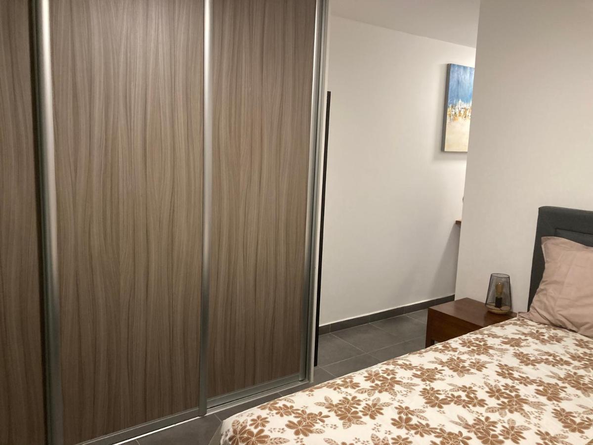 Standing Residence Kumuhei - 2