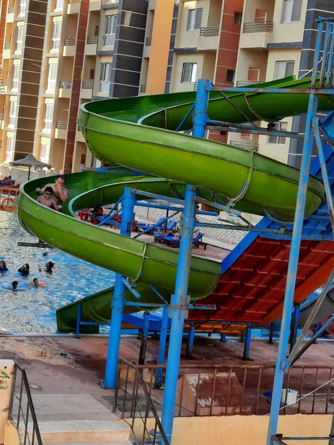 Water park: شاليه فندقى ايجار شهرى مميز غرفة وريسيبشن ريتال فيو الساحل الشمالى