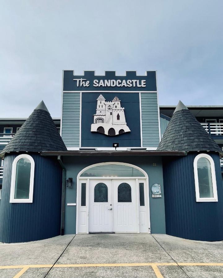 The Sandcastle Beachfront Hotel — photo 1
