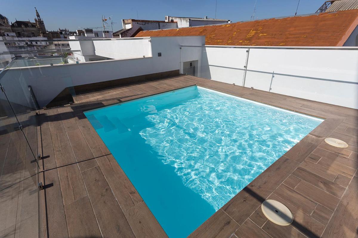Private & Pool Goyeneta Sevilla Urban Apartment, Seville ...