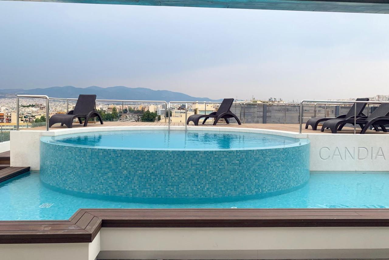 Rooftop swimming pool: Candia Hotel