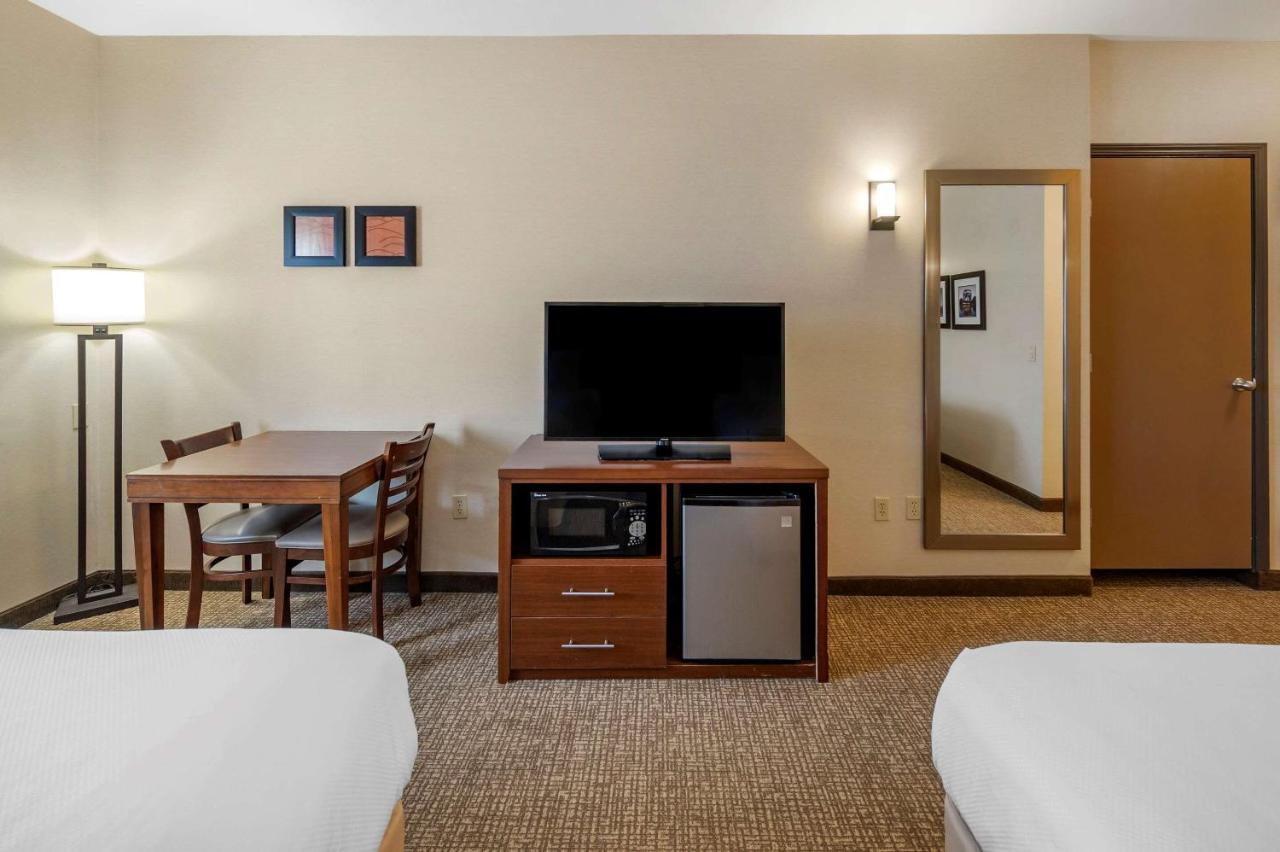 THE ATRIUM HOTEL SFO AIRPORT - FREE Shuttle & Breakfast — photo 18