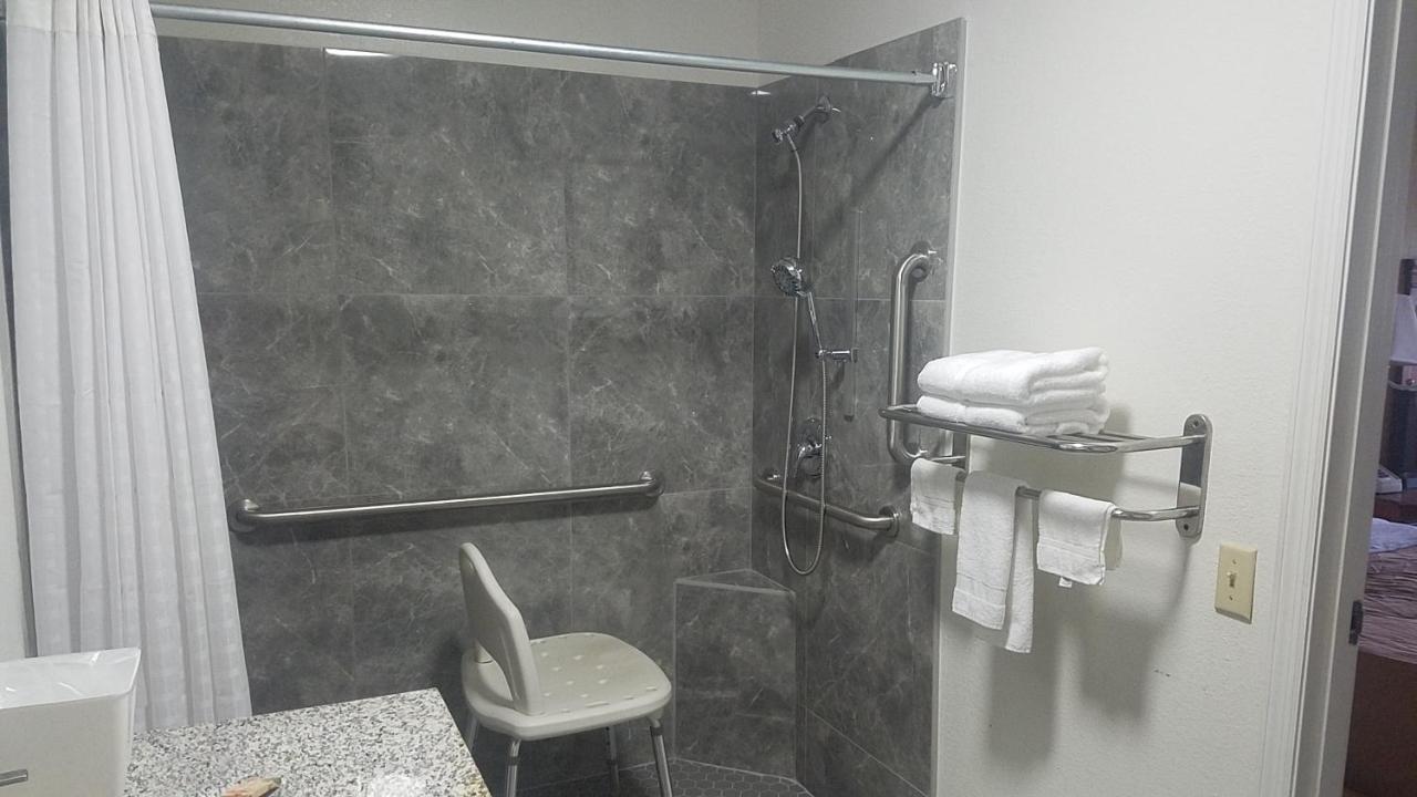 South Manor Motel — photo 7