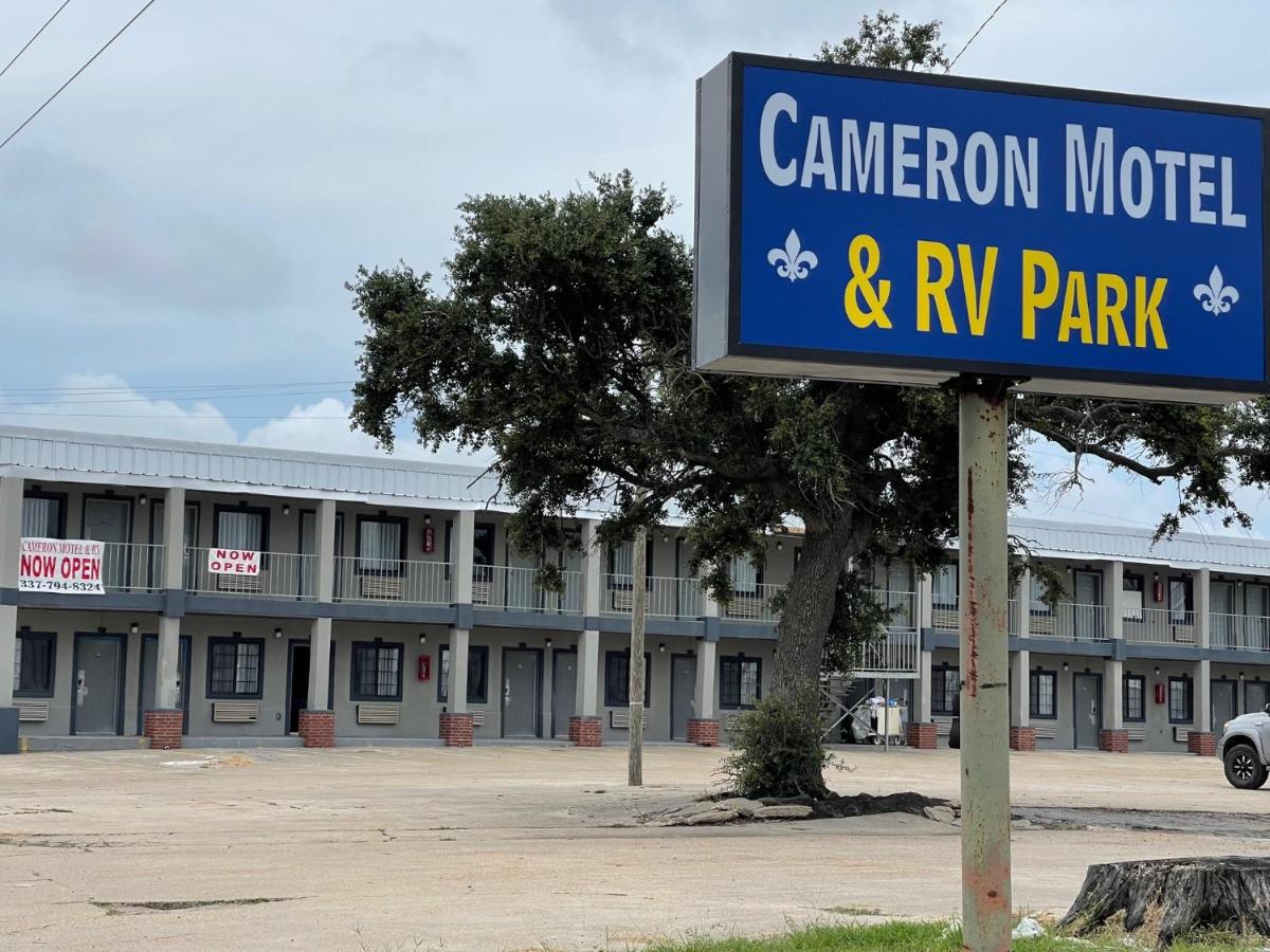 Cameron Motel and RV Parking — photo 11