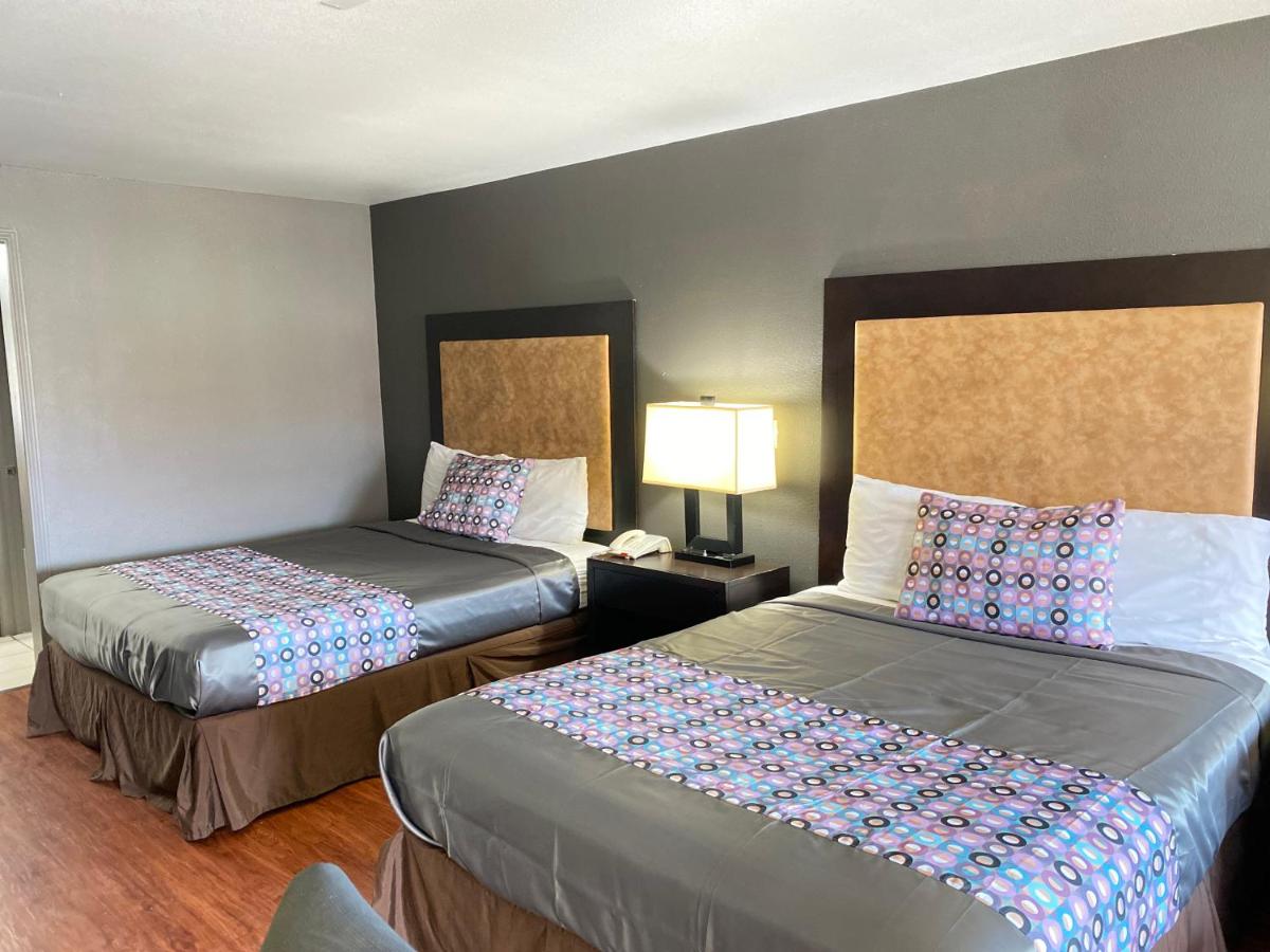 Island Inn & Suites — photo 18