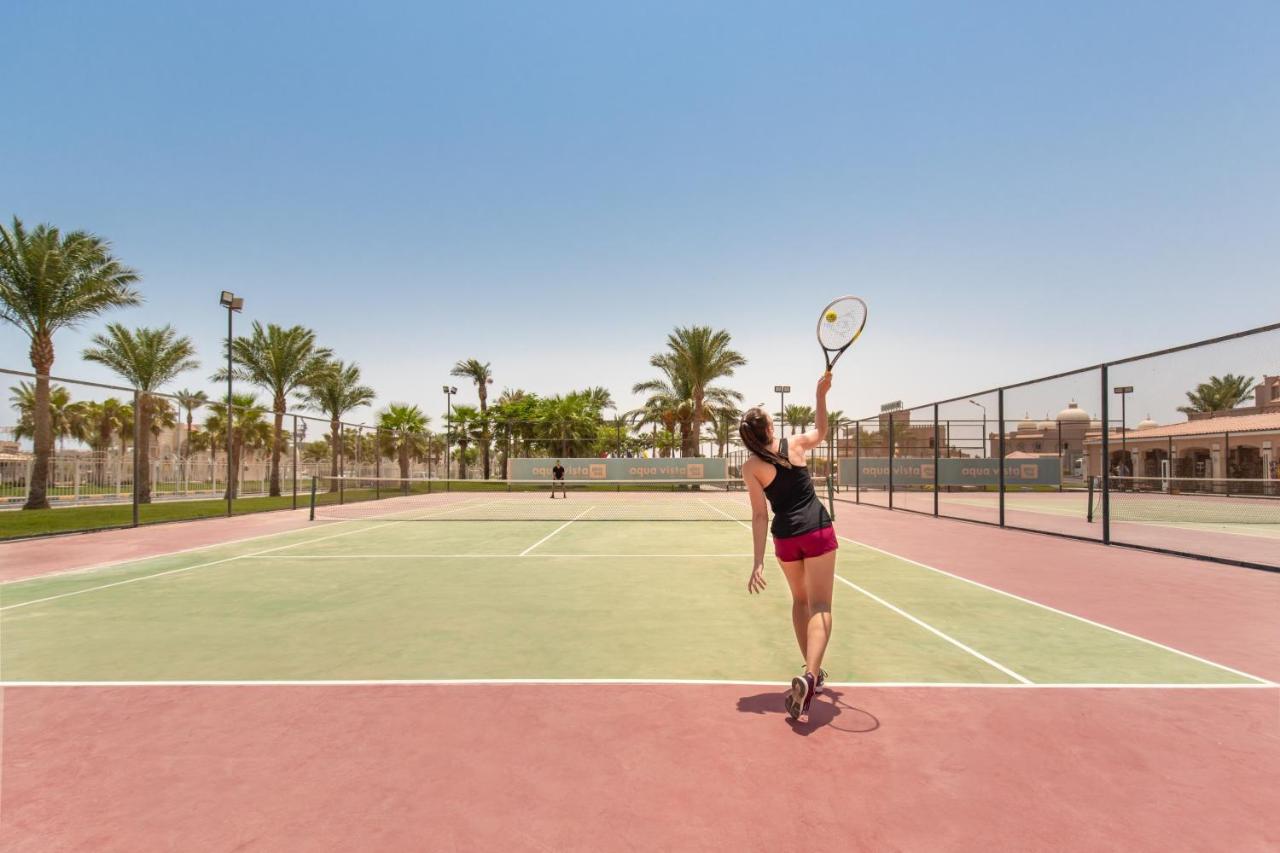 Tennis court: Aqua Vista Resort - By Pickalbatros