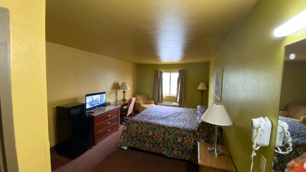 Sunset Inn Rolla — photo 3