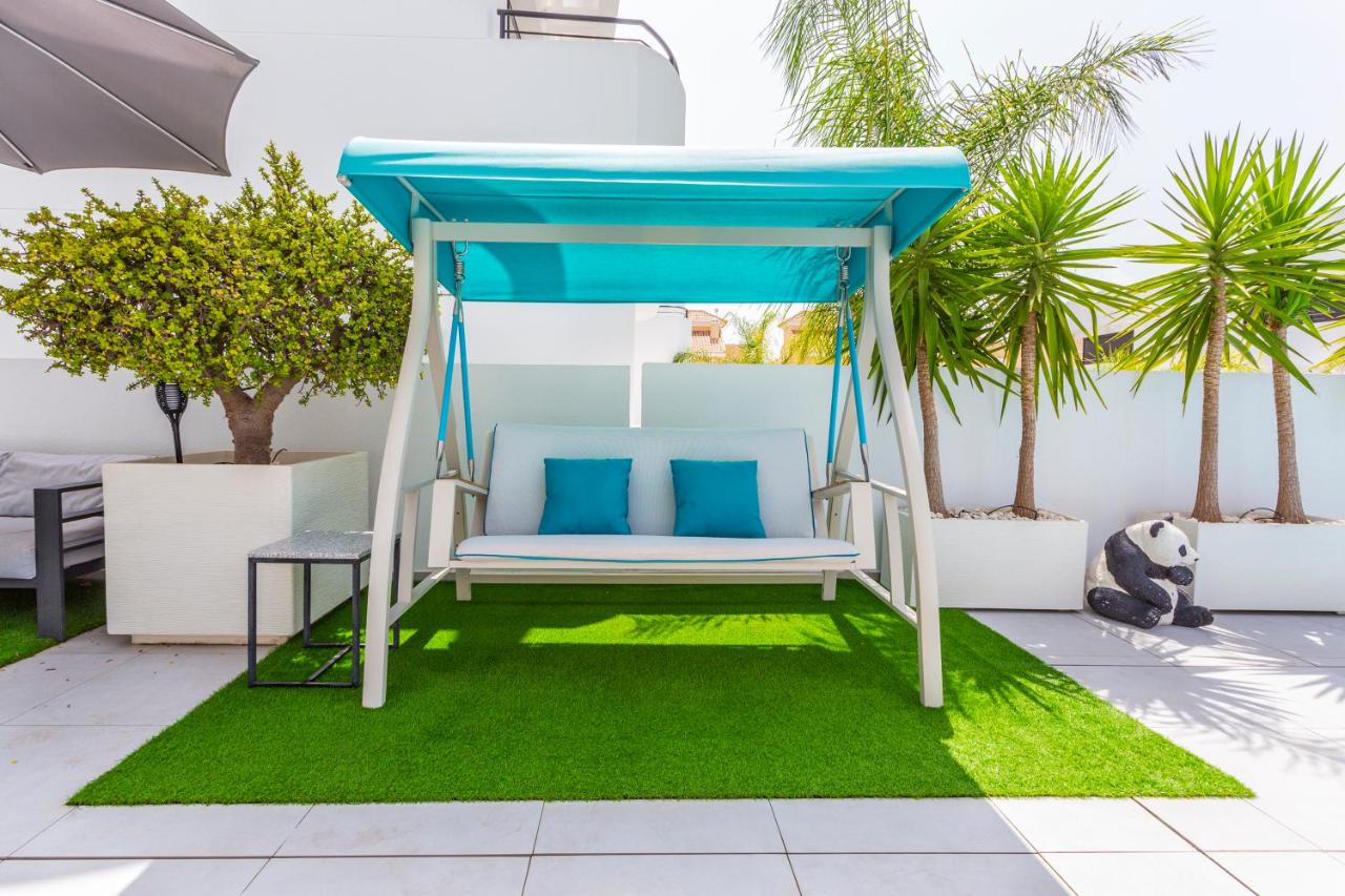 STYLISH VILLA 2018,POOL,3B.R.WIFI,NETFLIX, San Fulgencio ...