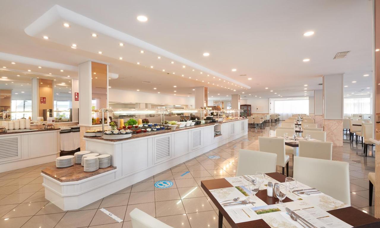 Grupotel Alcudia Suite - 4