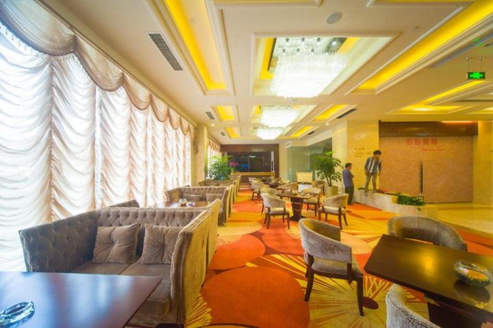 Ramada Chengdu North photo