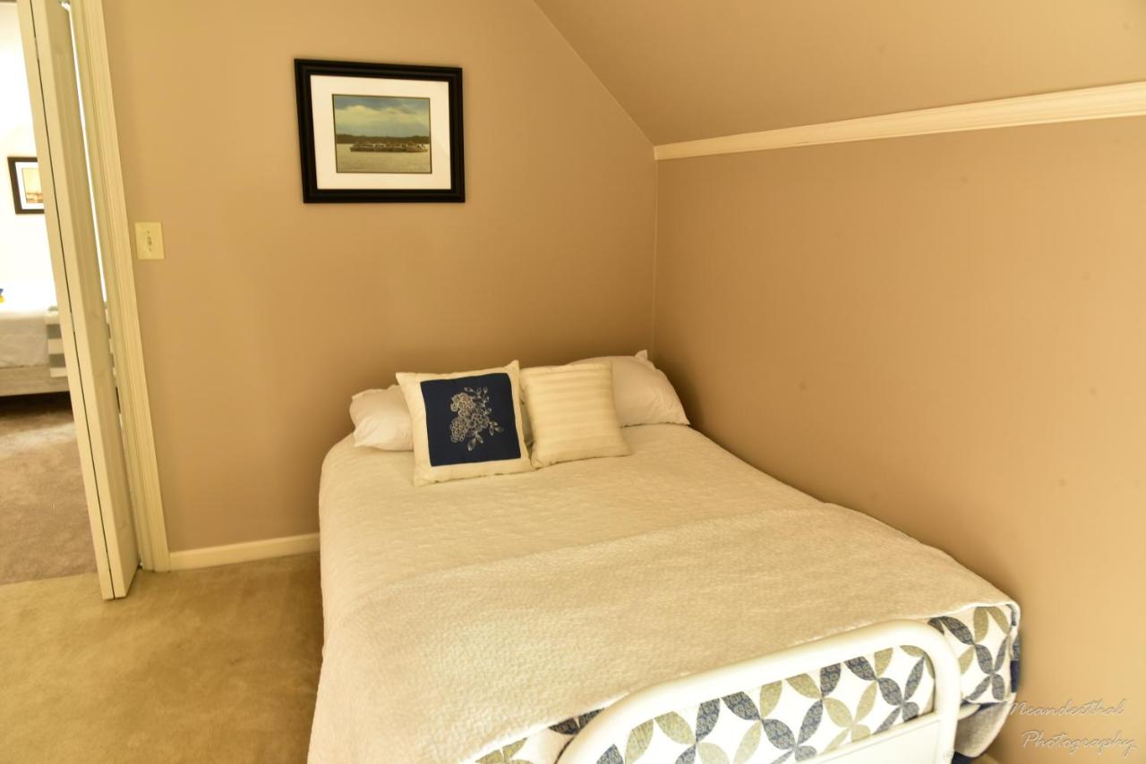 The Yellow Rose of Talbot Bed and Breakfast — photo 21