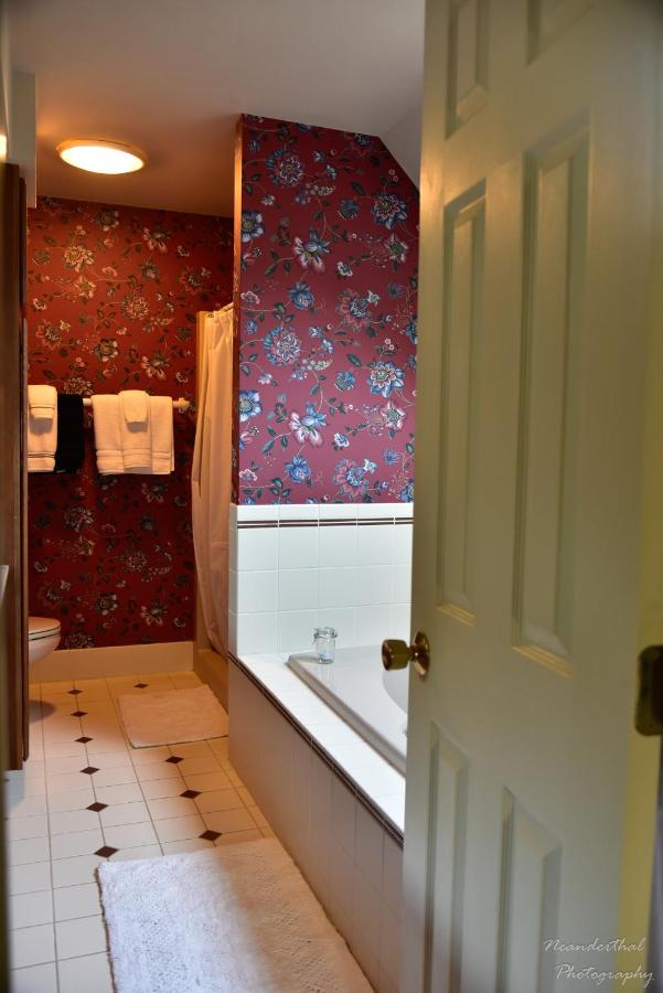 The Yellow Rose of Talbot Bed and Breakfast — photo 23