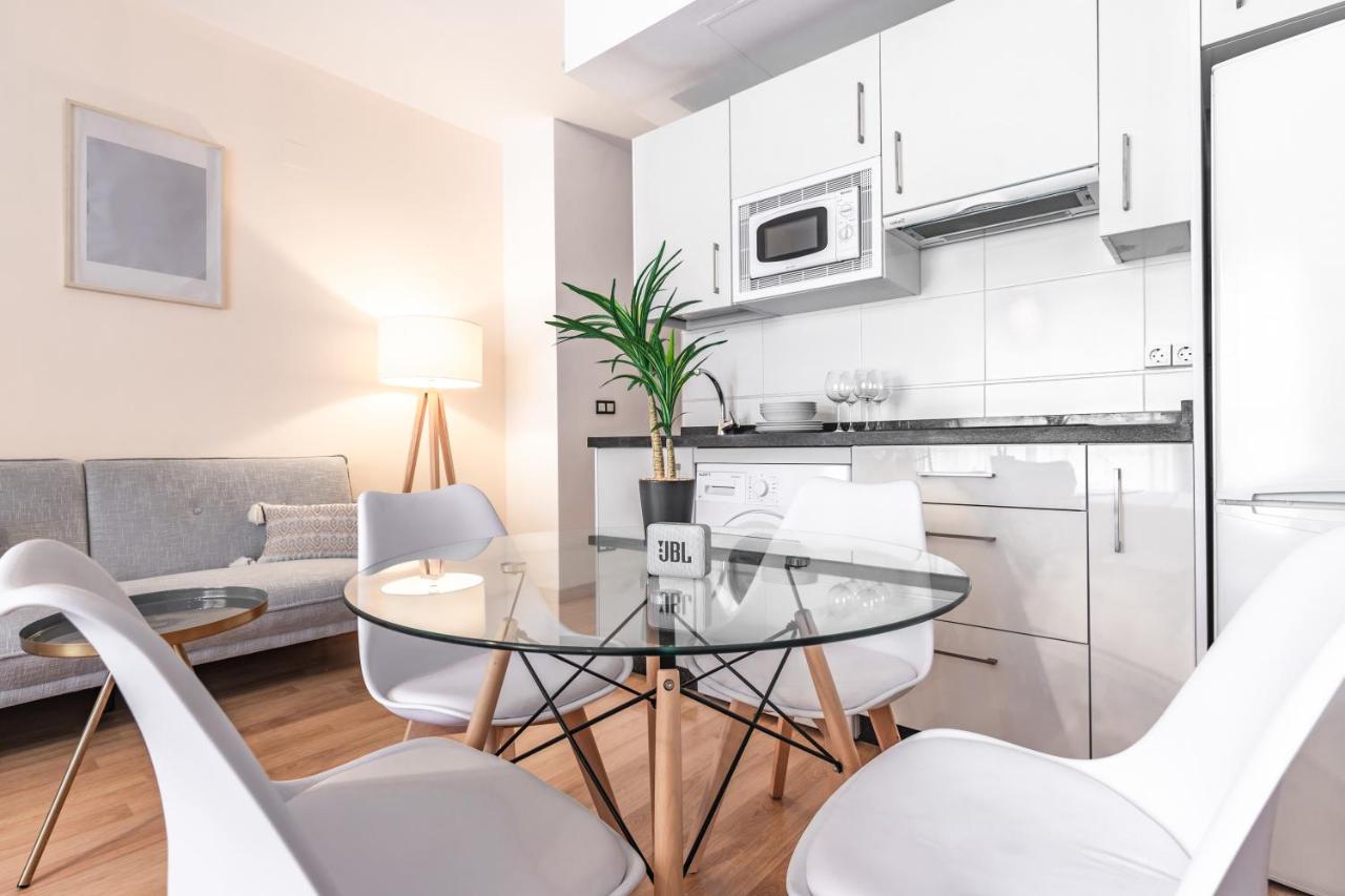 Romantic studio in the center by REMS - 5