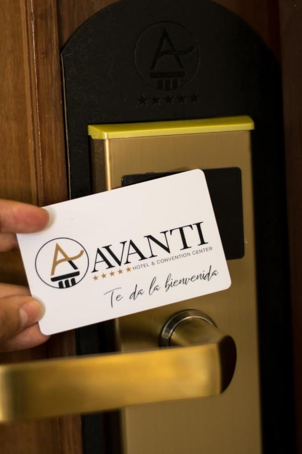 AVANTI HOTEL & CONVENTION CENTER photo