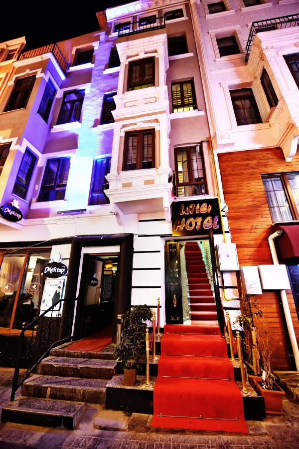 Letter Hotel