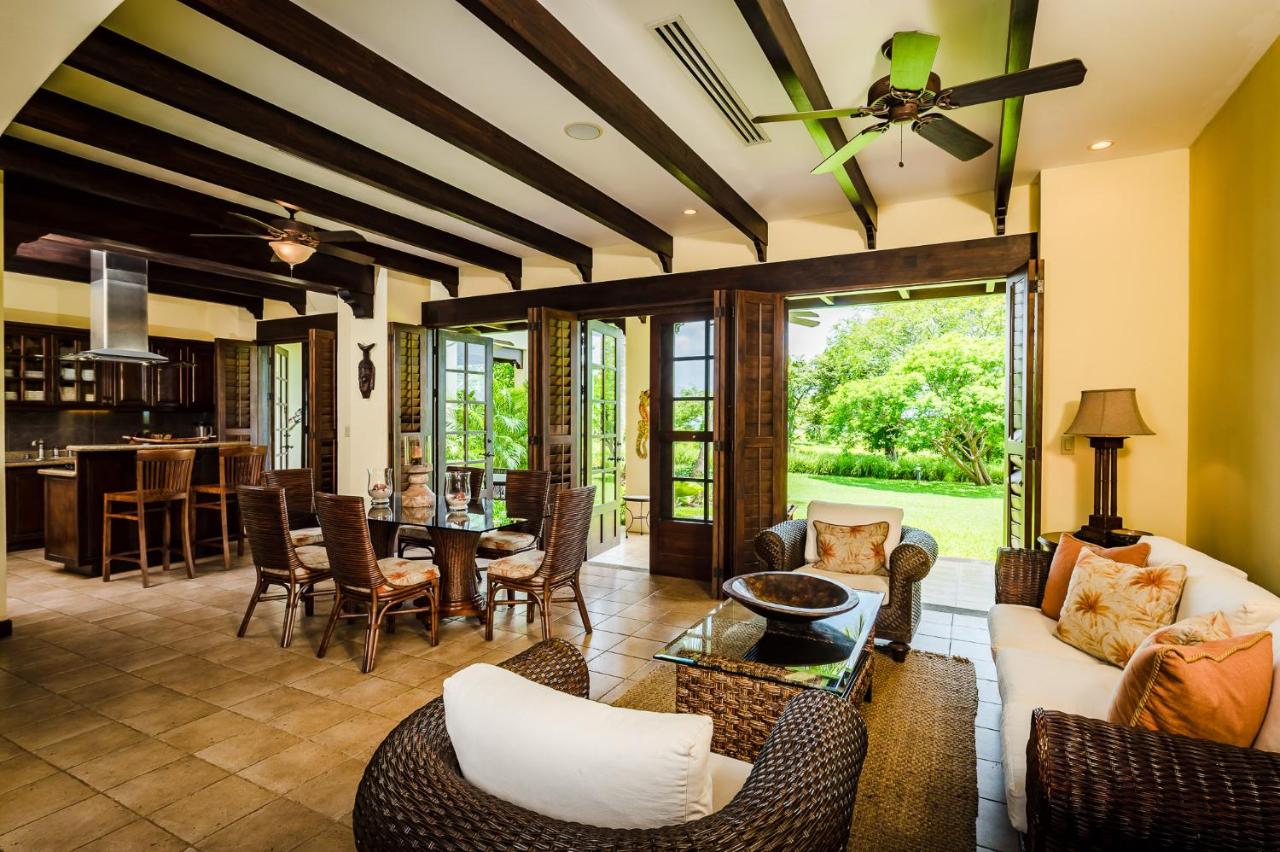 Luxury Vacation Rentals At Hacienda Pinilla photo