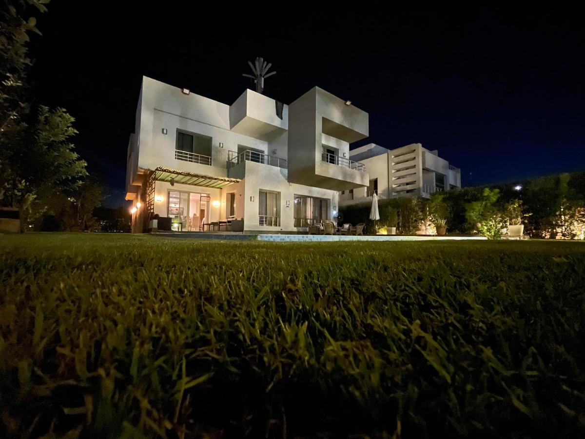 beatful villa photo