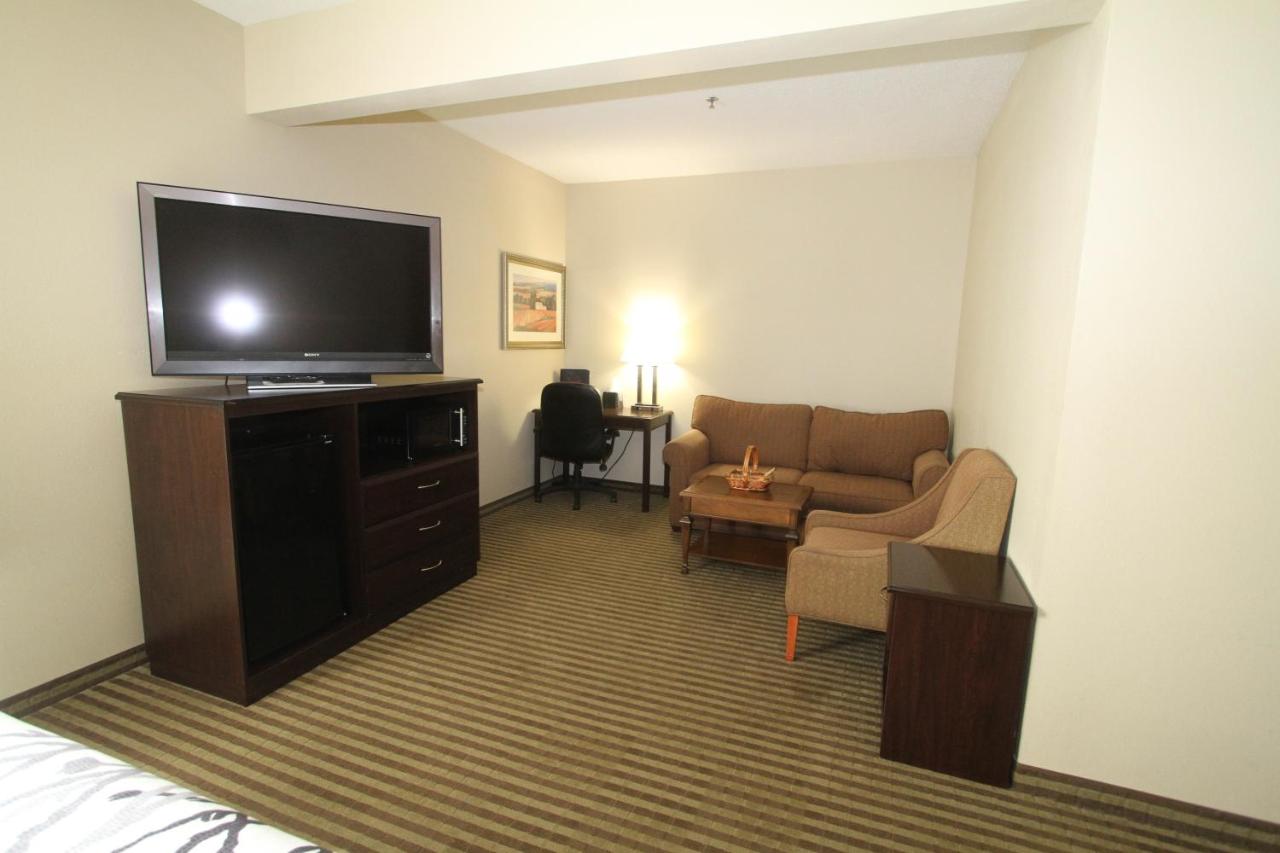Bowman Inn & Suites — photo 5
