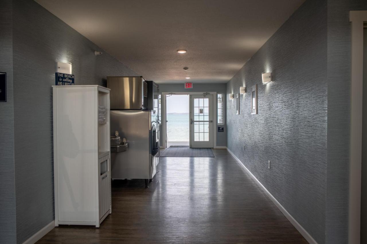 The Baywatch Resort — photo 10