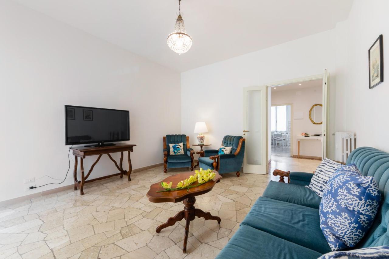 GuestHost - Il Salotto Blu - Appartamento con Parcheggio - 5