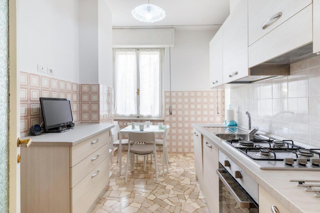 GuestHost - Il Salotto Blu - Appartamento con Parcheggio - 4