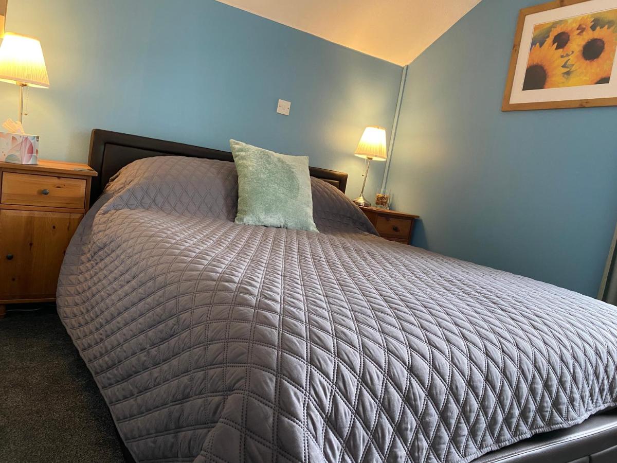 Amberley House Self-catering Holiday Let - Laterooms