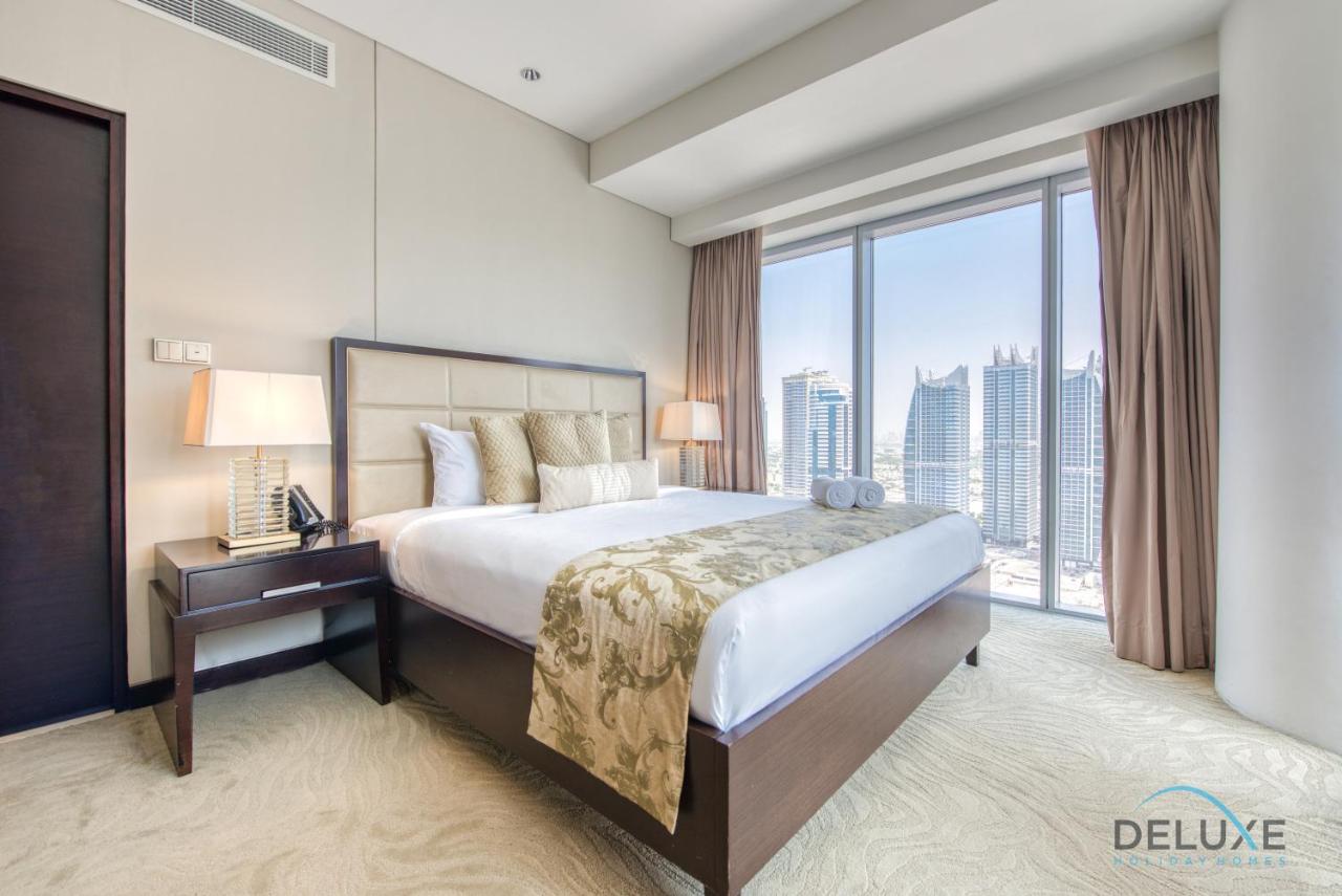 Pristine 1BR at The Address Residences Dubai Marina by Deluxe Holiday Homes - 2