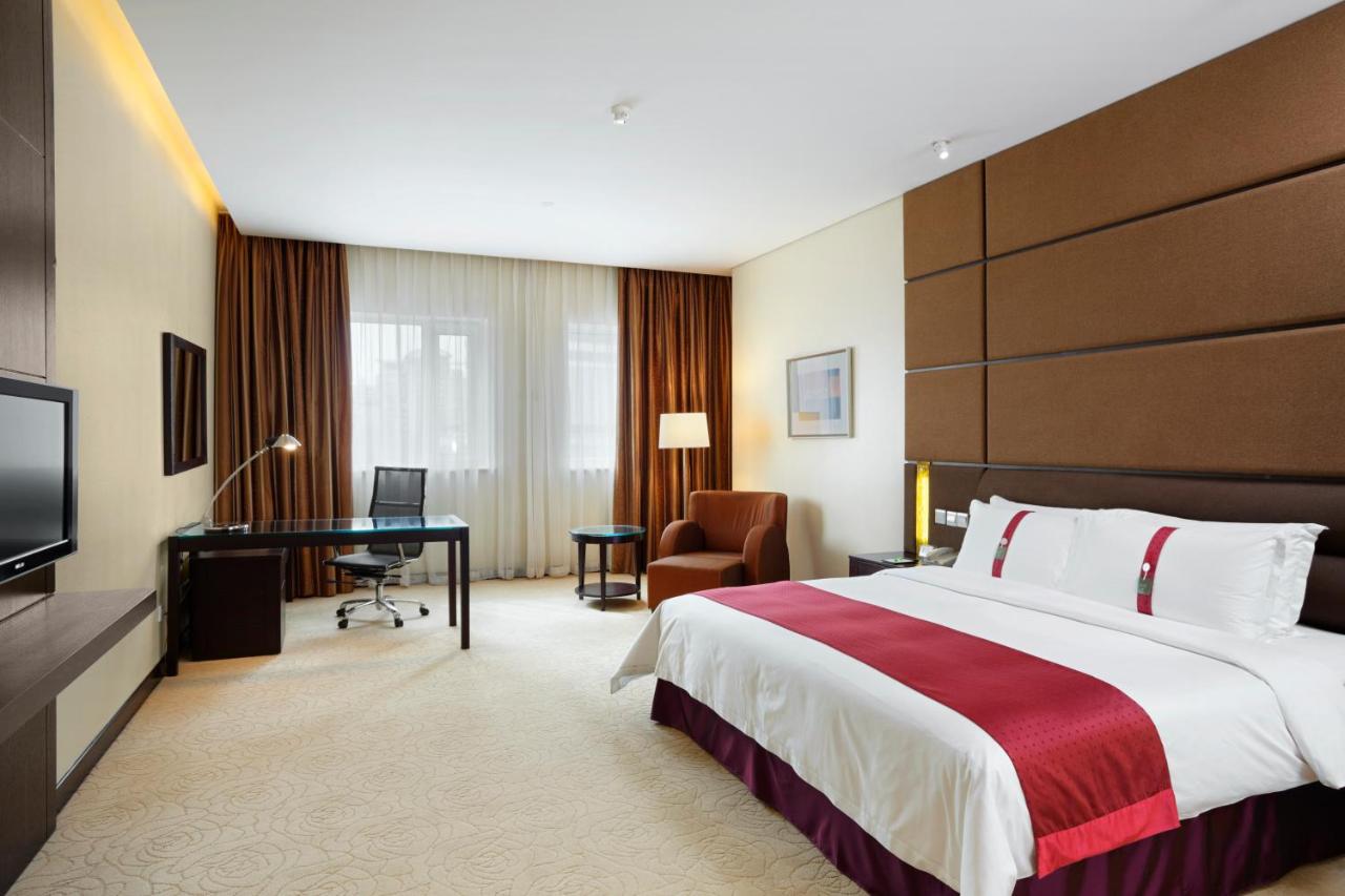 Holiday Inn Beijing Chang An West, an IHG Hotel photo