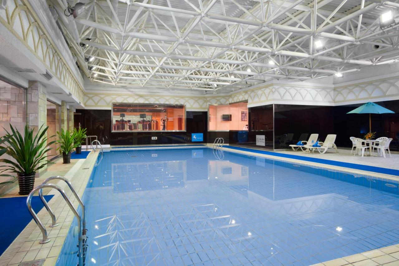 Holiday Inn Beijing Chang An West, an IHG Hotel photo