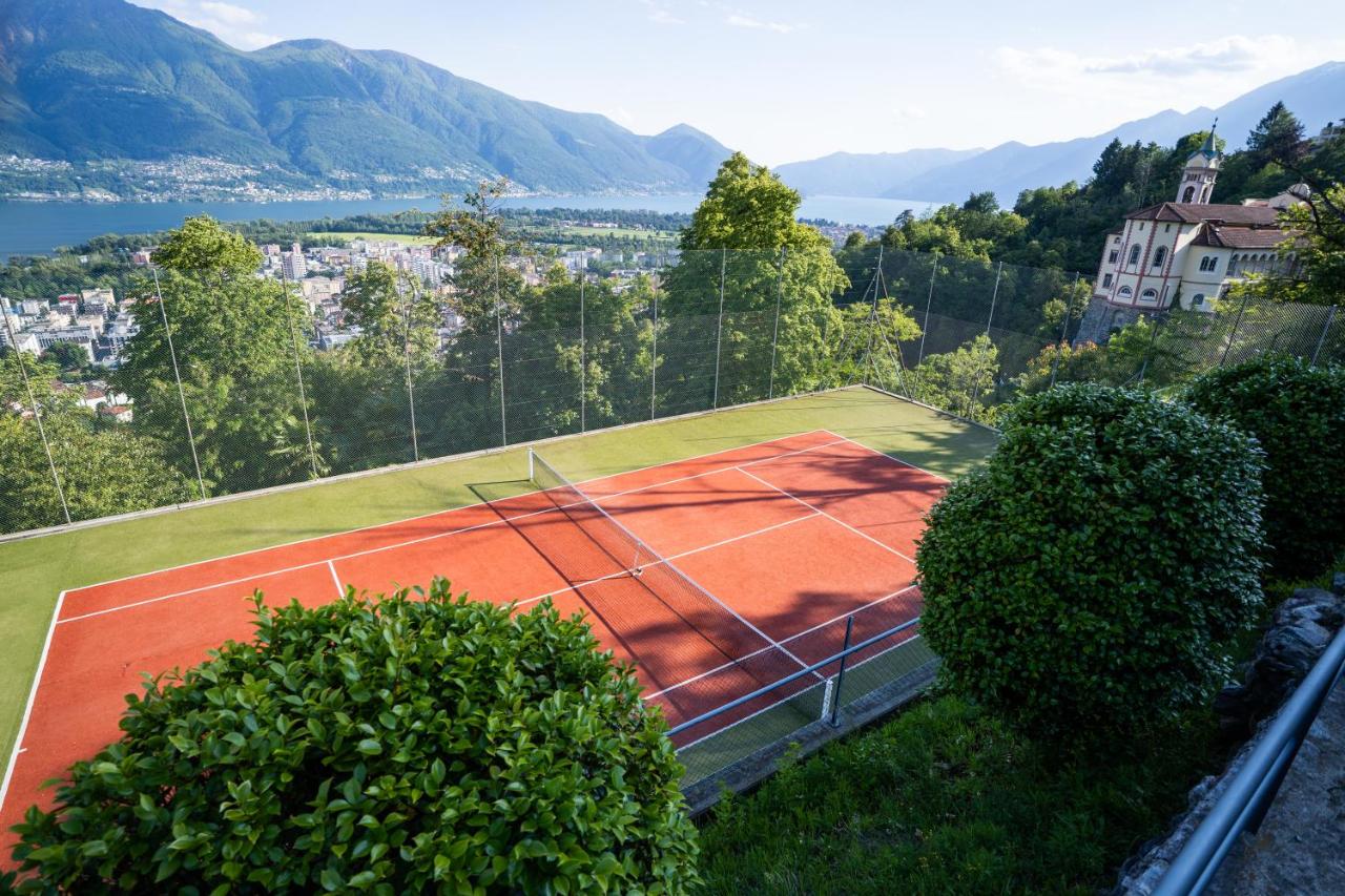 Tennis court: Villa Orselina - Small Luxury Hotel