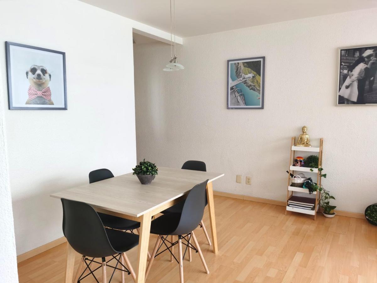 Happy Little Chicago WTC - 4