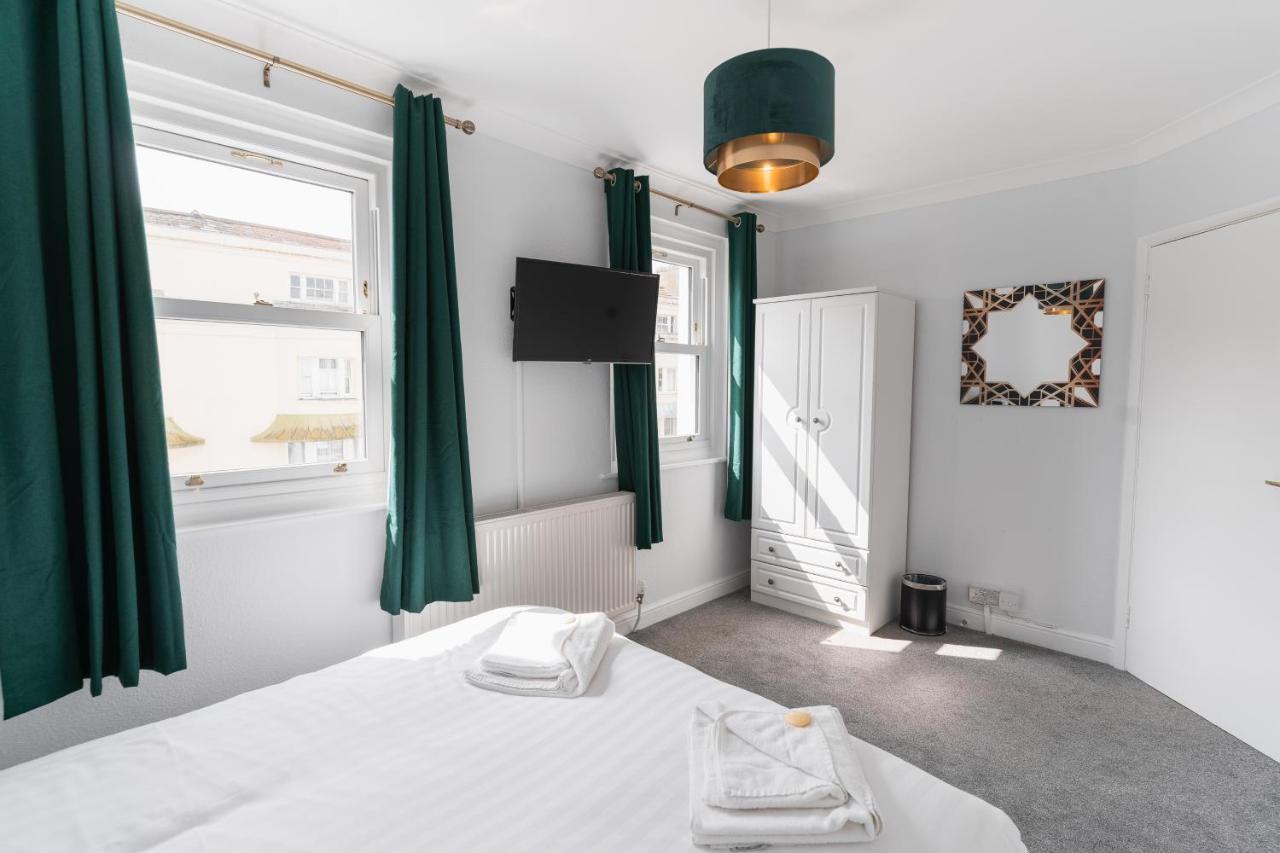 The Pier Hotel - Laterooms