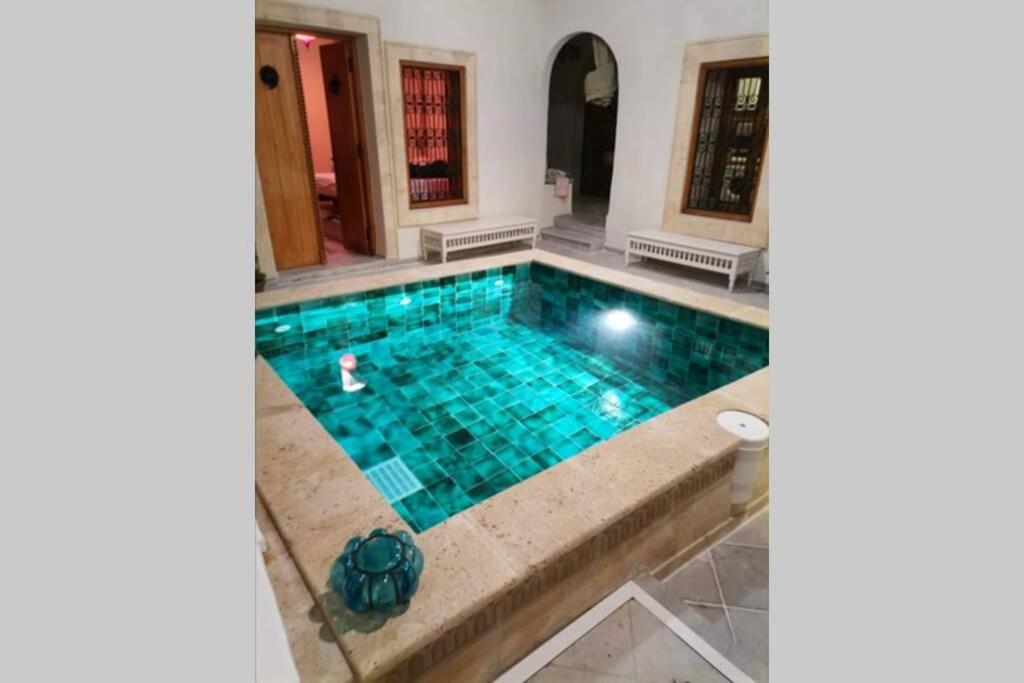Heated swimming pool: Dar El Halfaouine