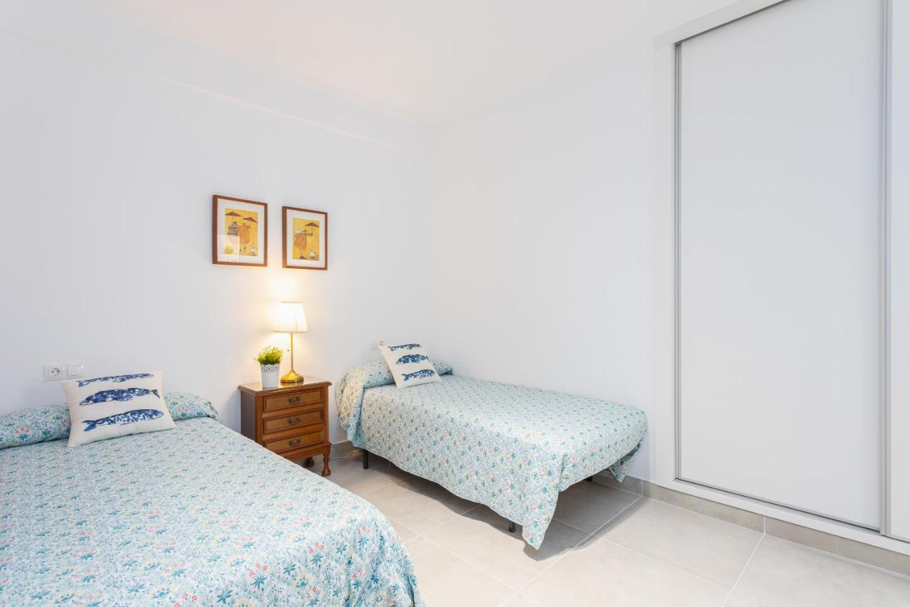 Fuengirola Puerto Apartment by GHR Rentals, Fuengirola ...