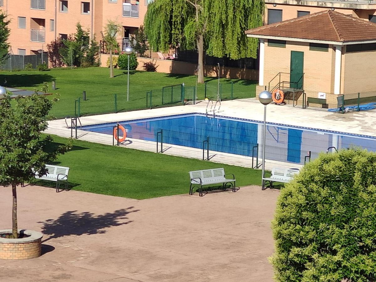 Apartment Casa Jaquesa, Jaca, Spain - Booking.com