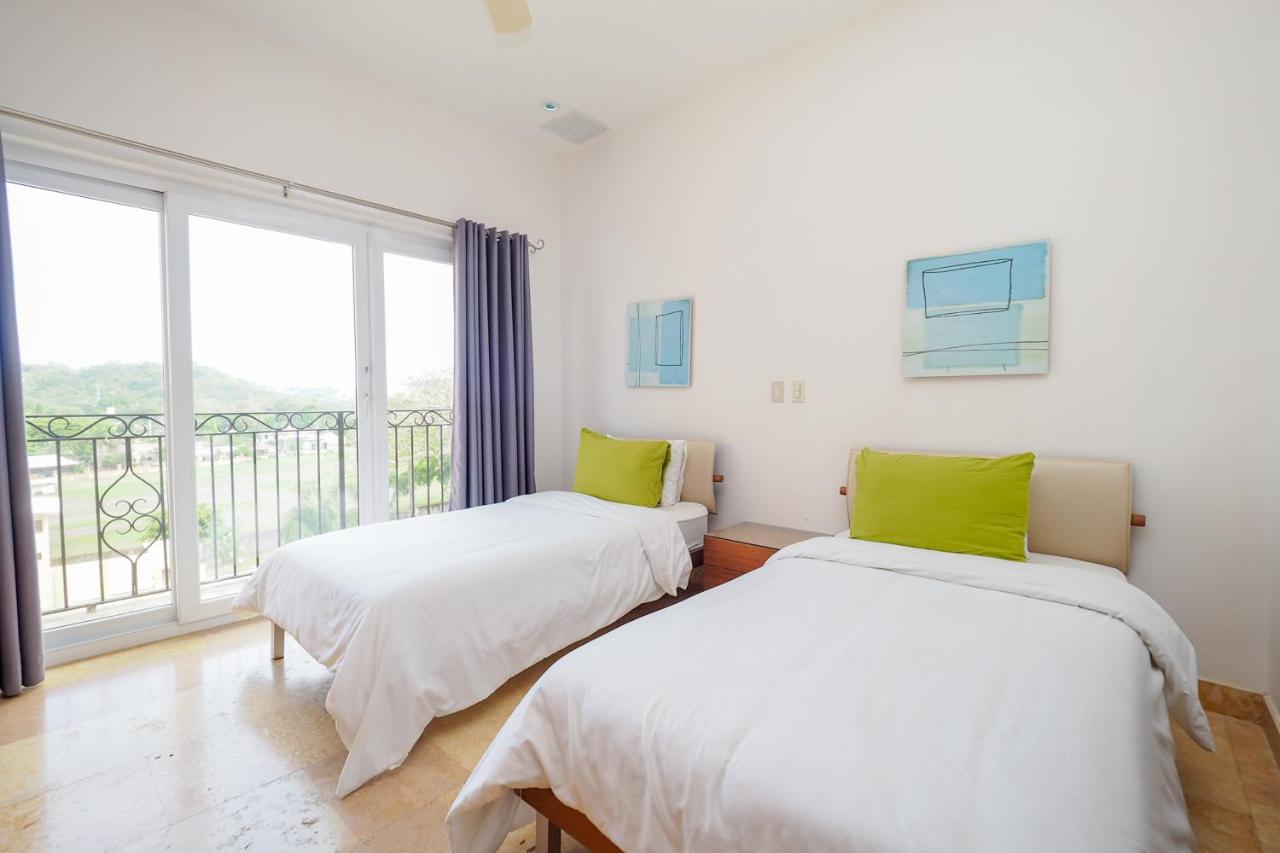 Ocean terrace, beachfront- A505 photo