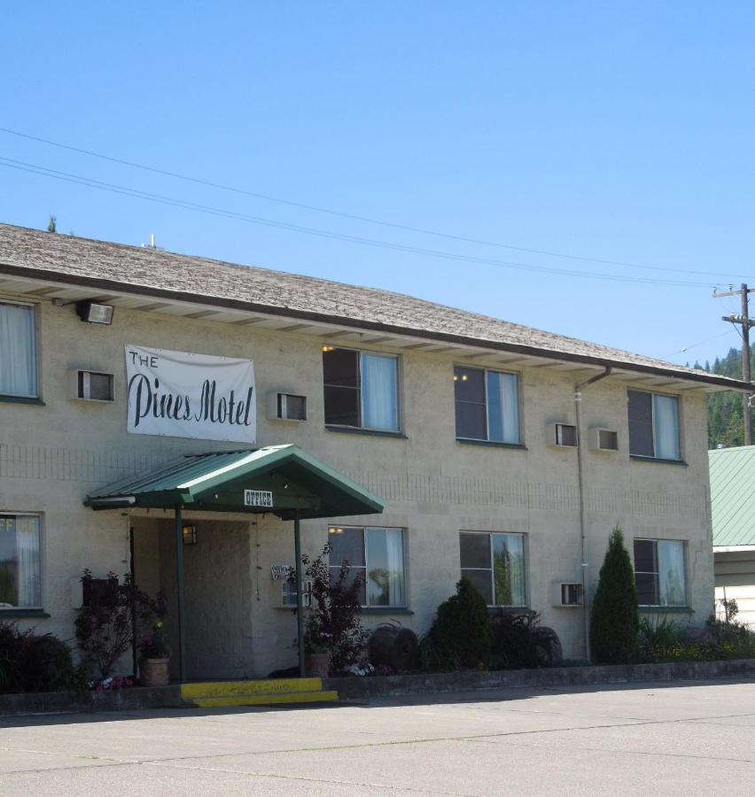 Pines Motel — photo 19