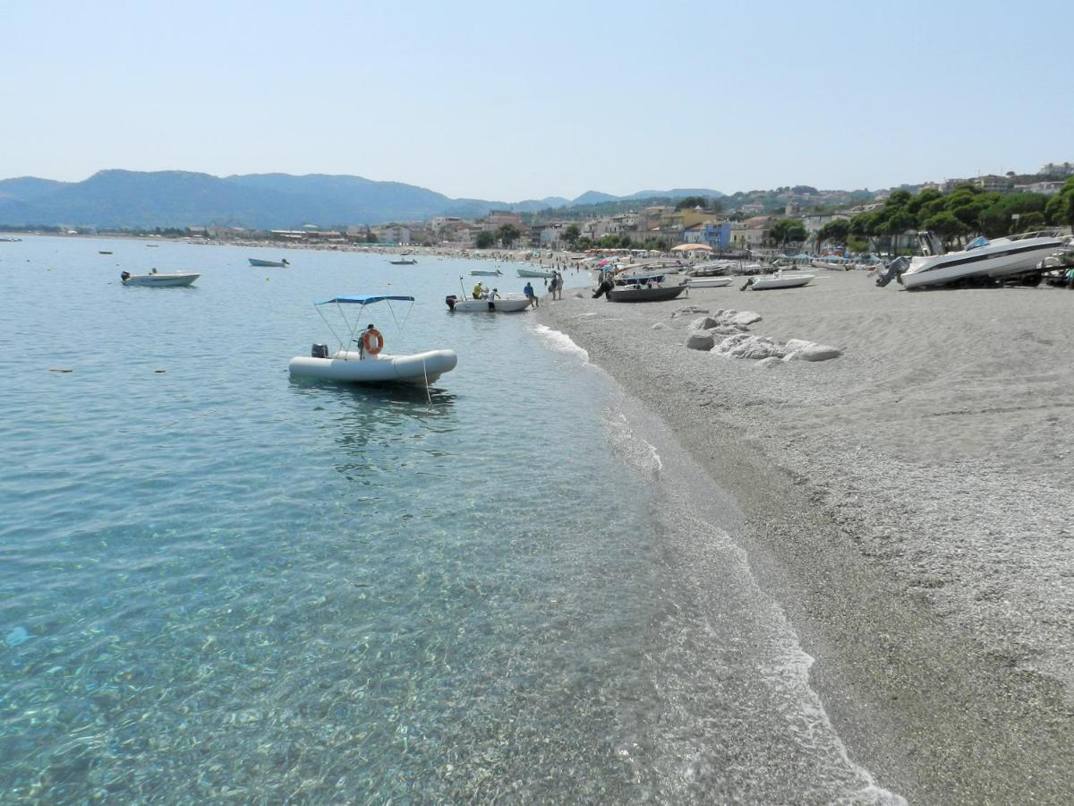 Apartment in Patti Marina: a step away from the sea and from the center! photo