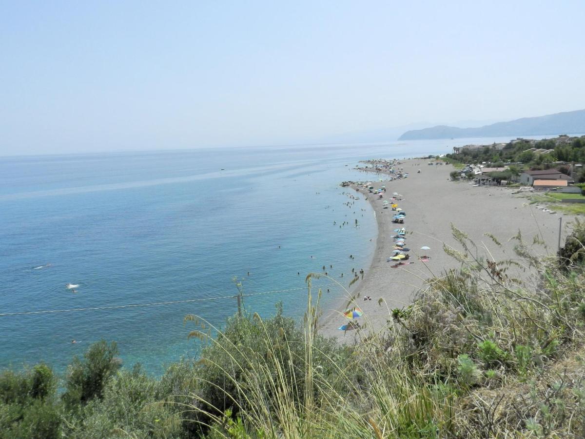 Apartment in Patti Marina: a step away from the sea and from the center! photo