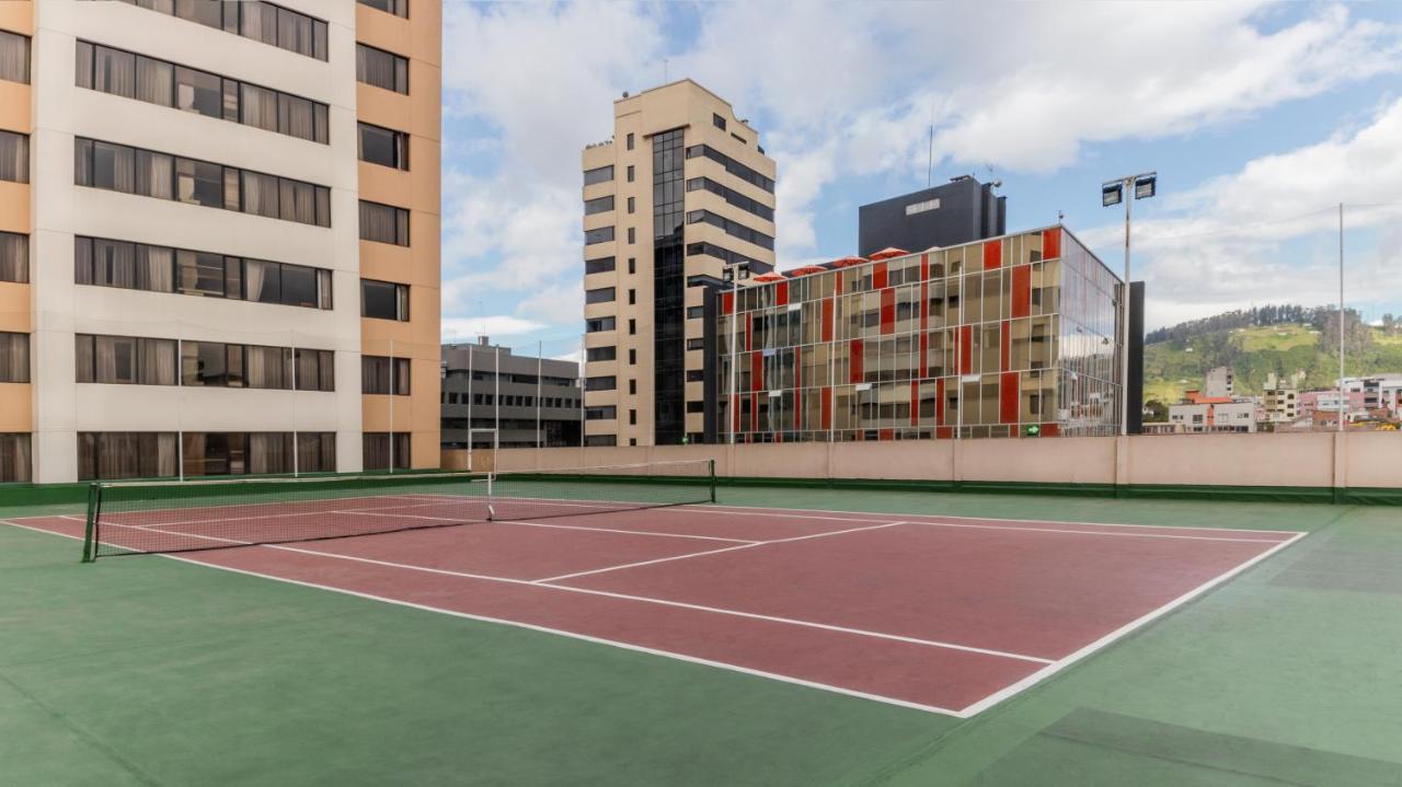 Tennis court: Swissotel Quito
