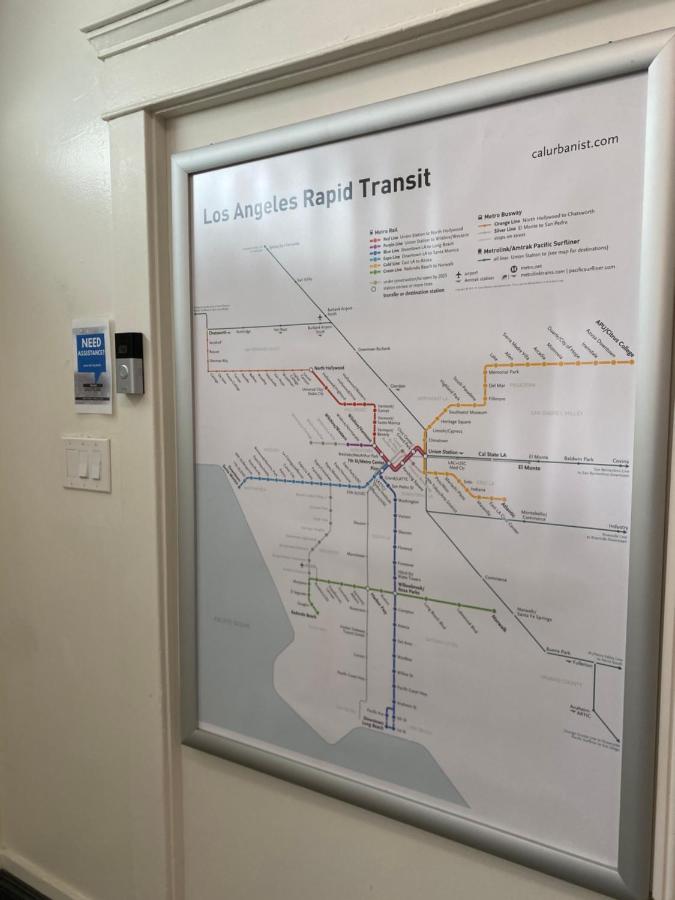 Wilshire Metro Hostel — photo 12