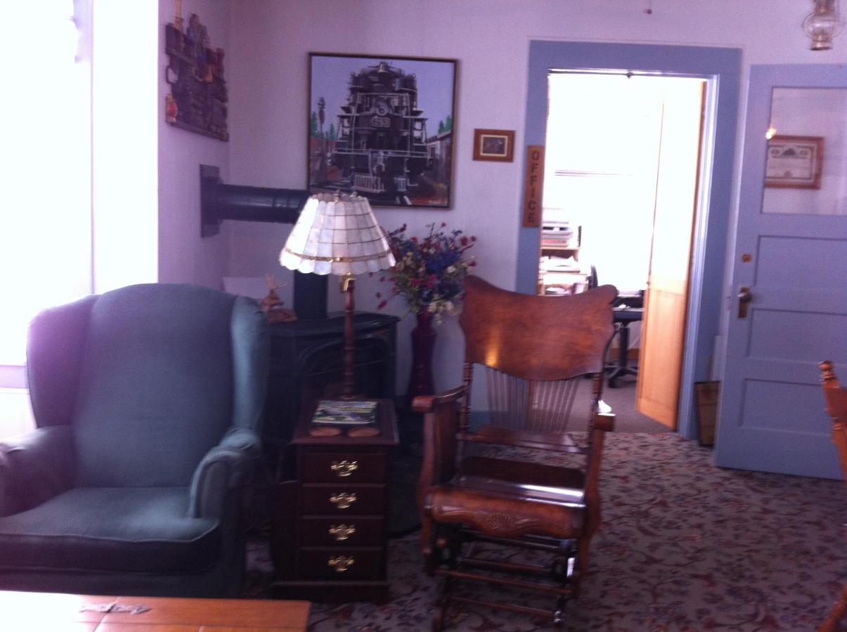 Pullman House Inn — photo 17