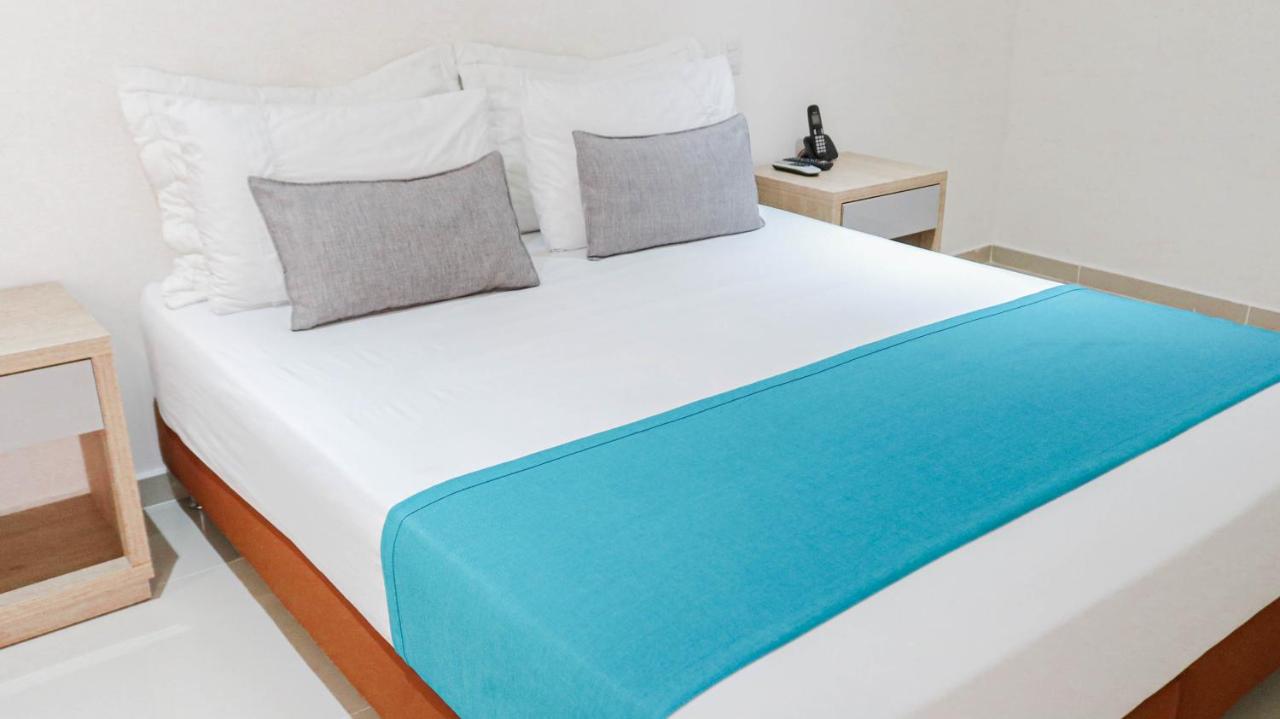 Hotel Boutique Laureles Medellin (HBL) photo