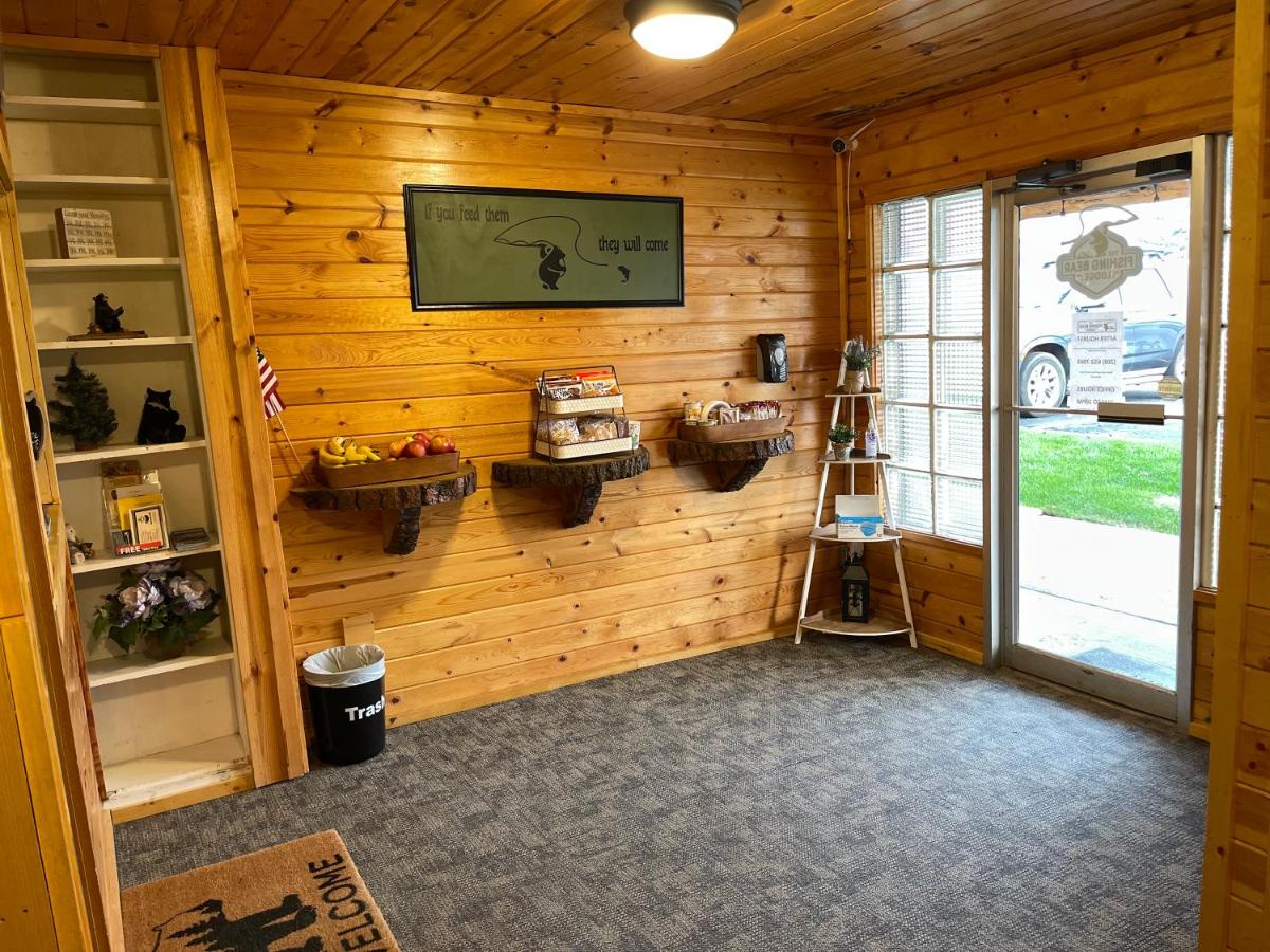The Fishing Bear Lodge — photo 3