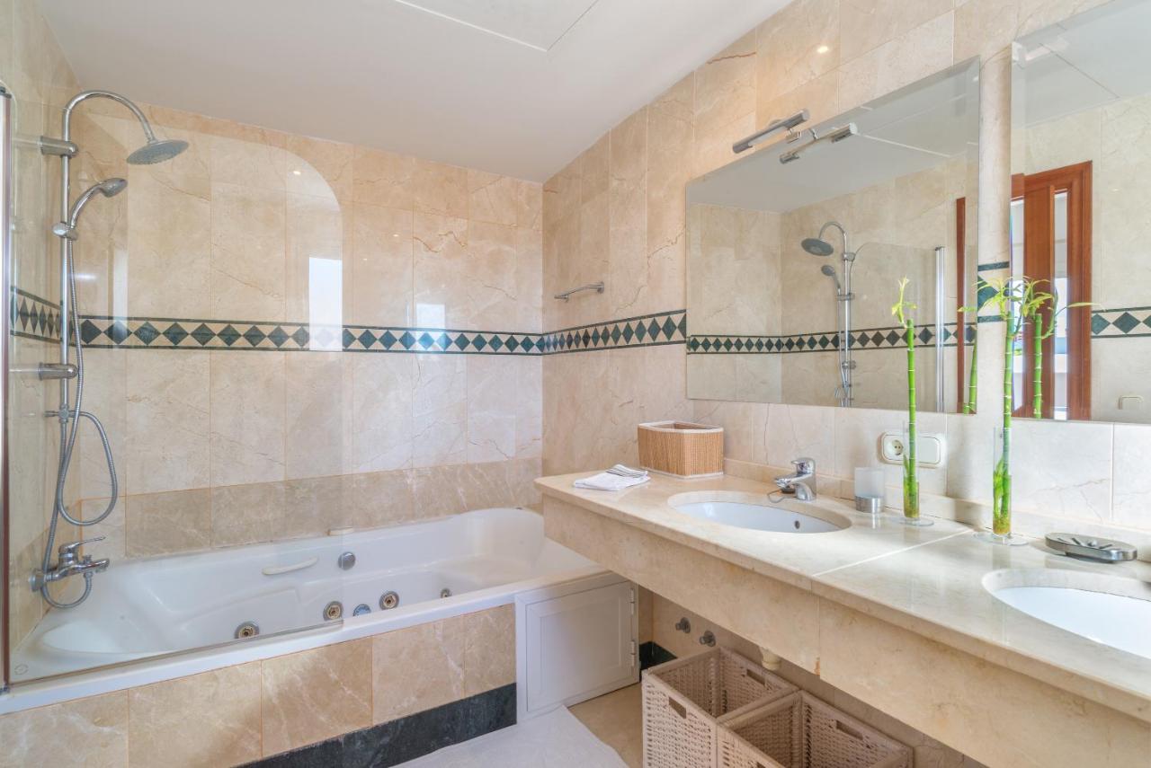 Very nice villa (Spanje Sitio de Calahonda) - Booking.com