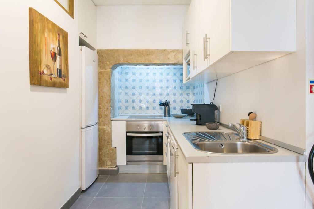 JP39 - Baixa 18th century tiles apartment with 2 bdr! - 4