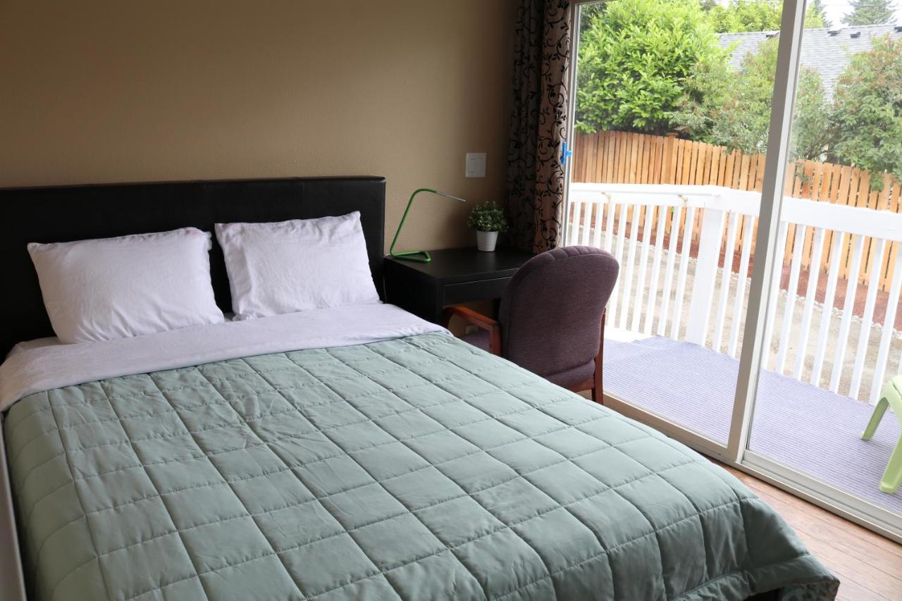 Quiet, Clean and Comfortable Room ( Guesthouse) — photo 2
